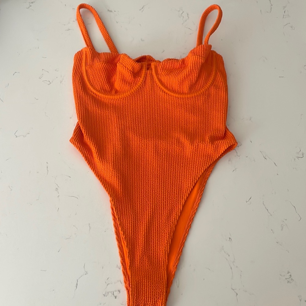 HM Swimsuit